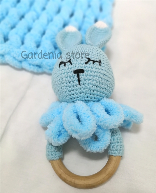 اطلب بطانية طفل ارنب ازرق من متجر Gardenia store على تبايُع