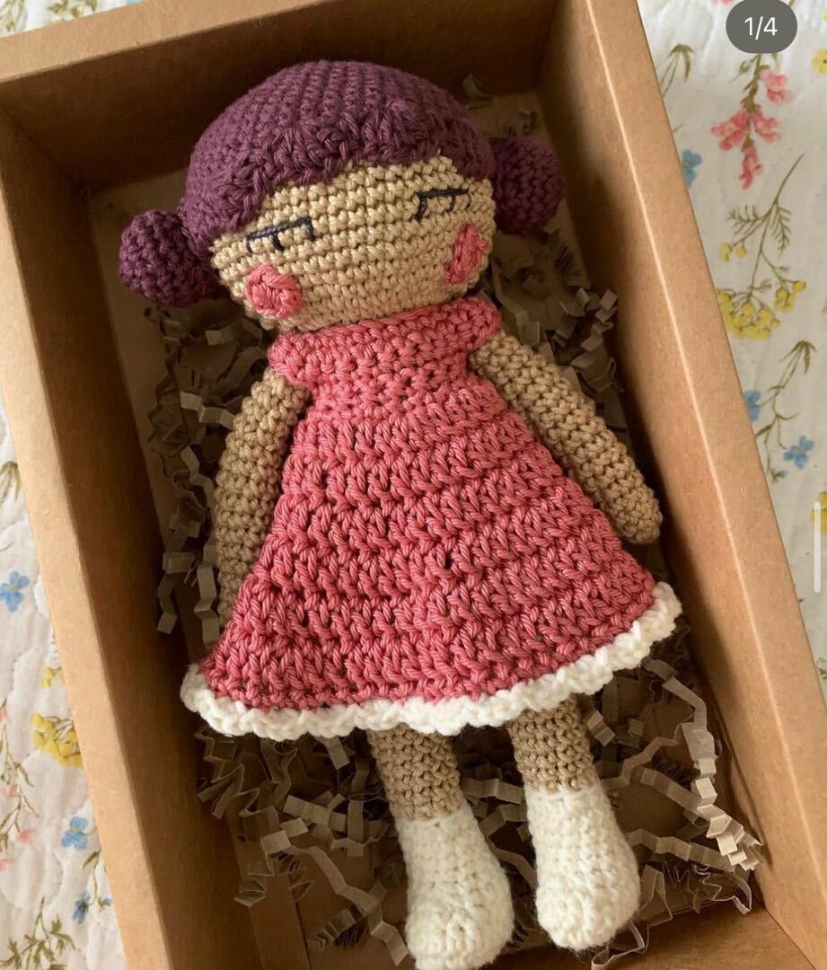 لايفوتك دمية كروشيه على شكل فتاة  من متجر Kiki crochet على سوق تبايُع